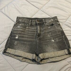 BDG 26W Mom High rise shorts